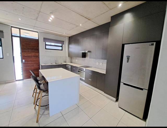 2 BEDROOM PROPERTY TO RENT IN BROOKLYN